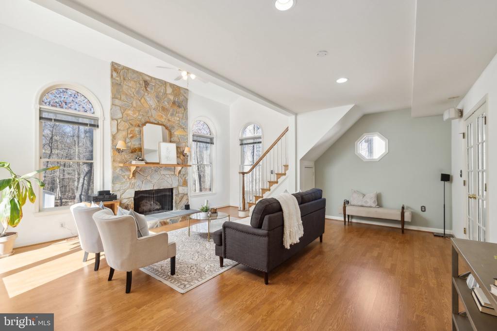 9706 ROSSETTI COURT