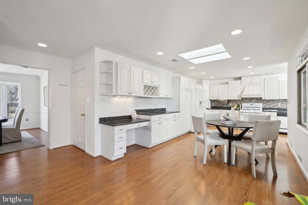 9706 ROSSETTI COURT