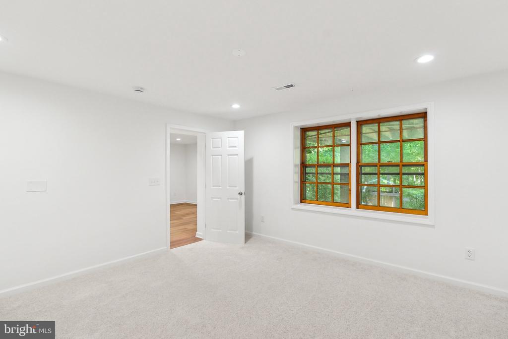 8702 OLD DOMINION DRIVE