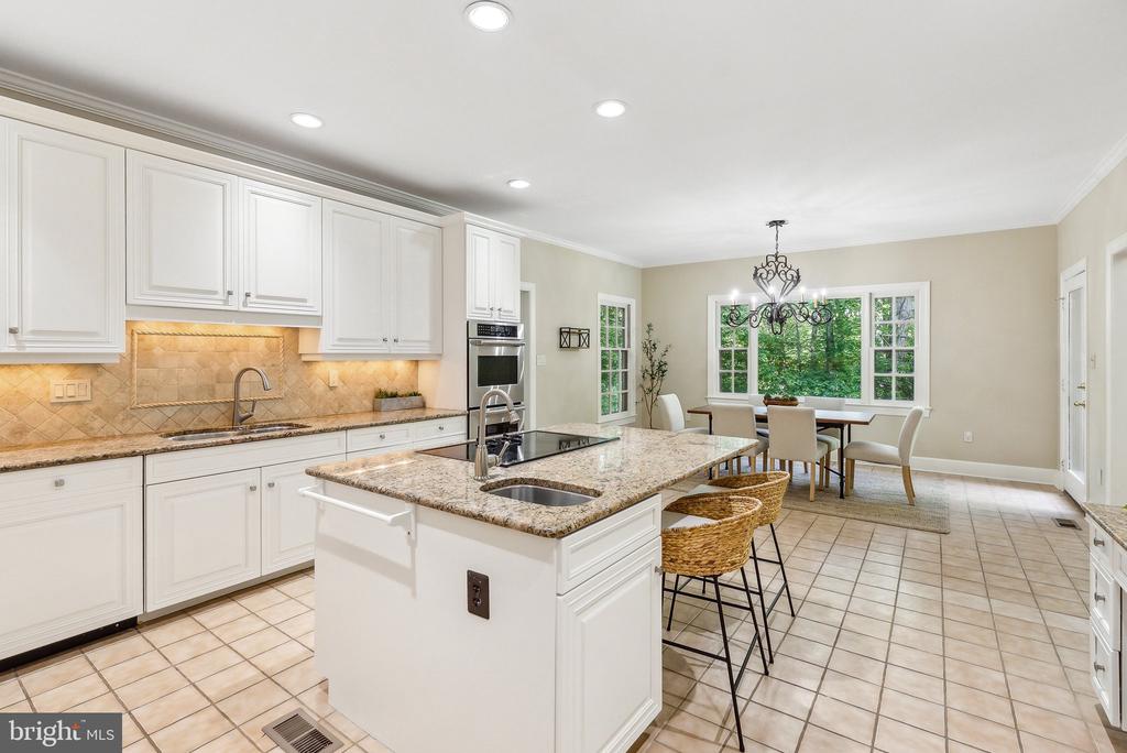 8702 OLD DOMINION DRIVE