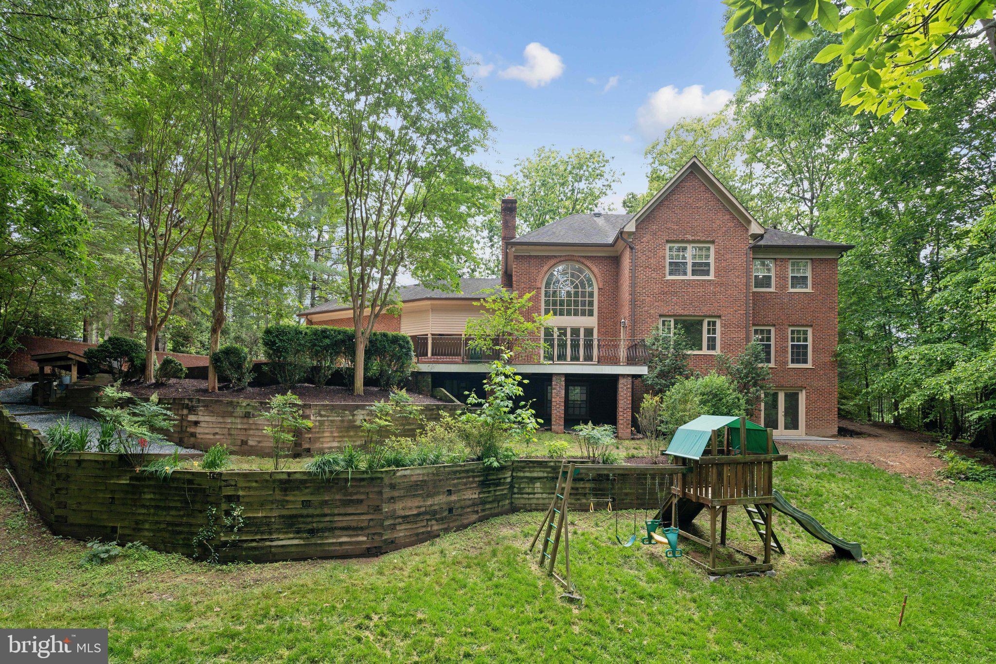 8702 OLD DOMINION DRIVE