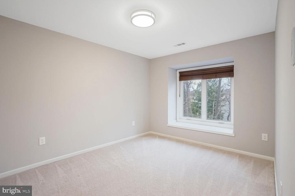12574 GARLAND TREE COURT