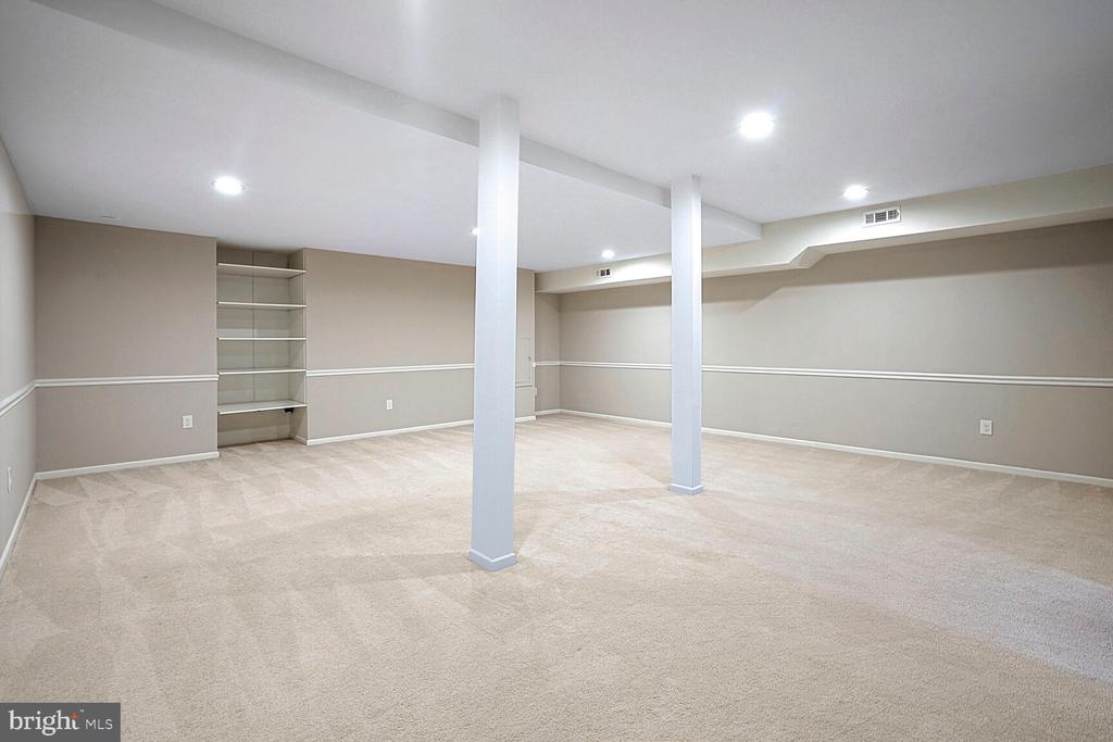 12574 GARLAND TREE COURT