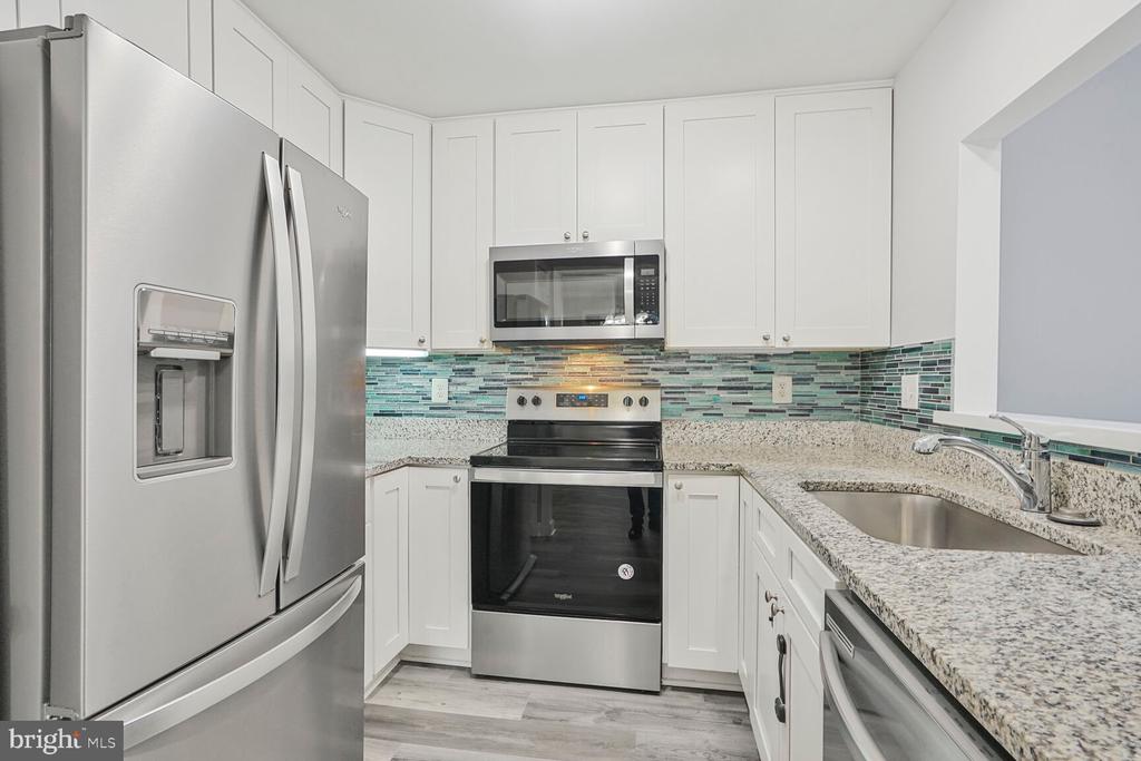 12574 GARLAND TREE COURT
