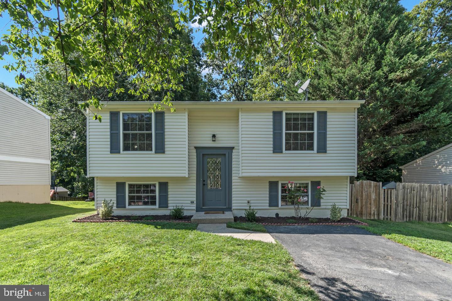 8412 GREAT LAKE LANE