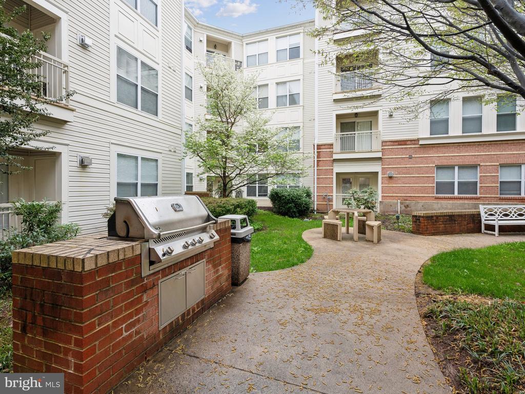 2765 CENTERBORO DRIVE 161