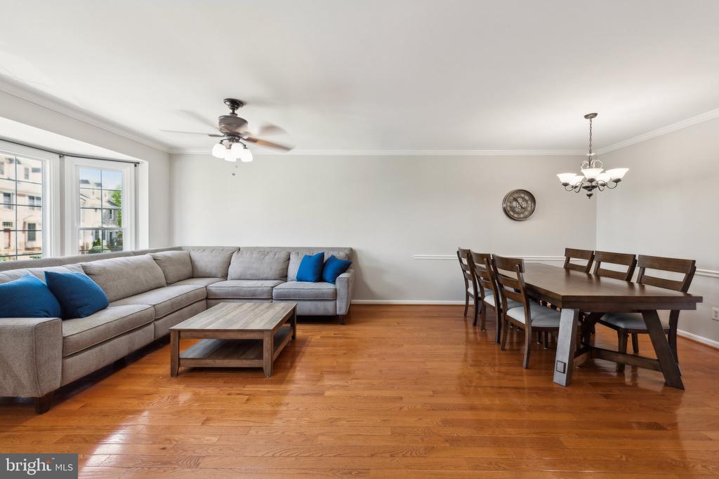 5811 CLAPHAM ROAD