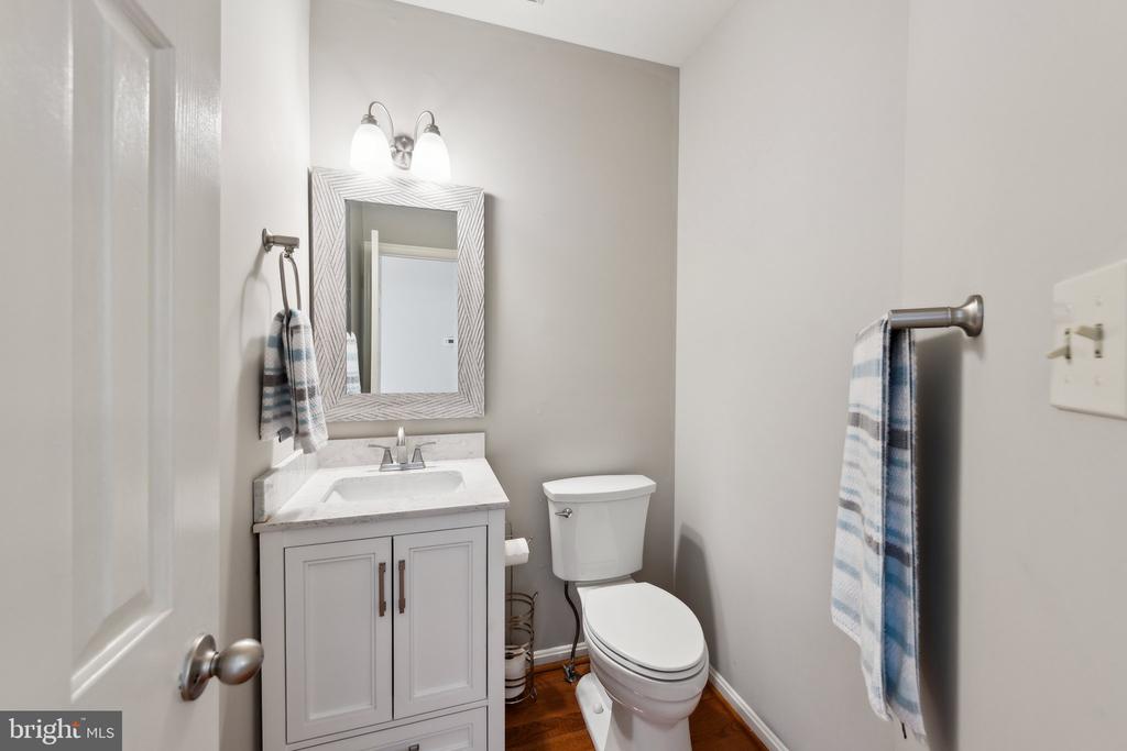 5811 CLAPHAM ROAD