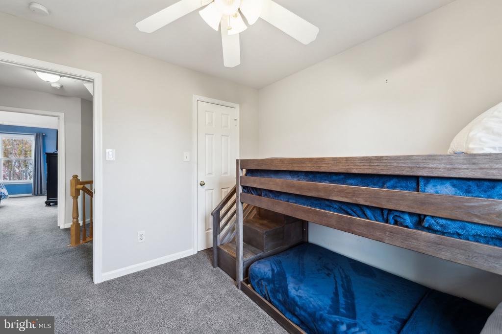 5811 CLAPHAM ROAD
