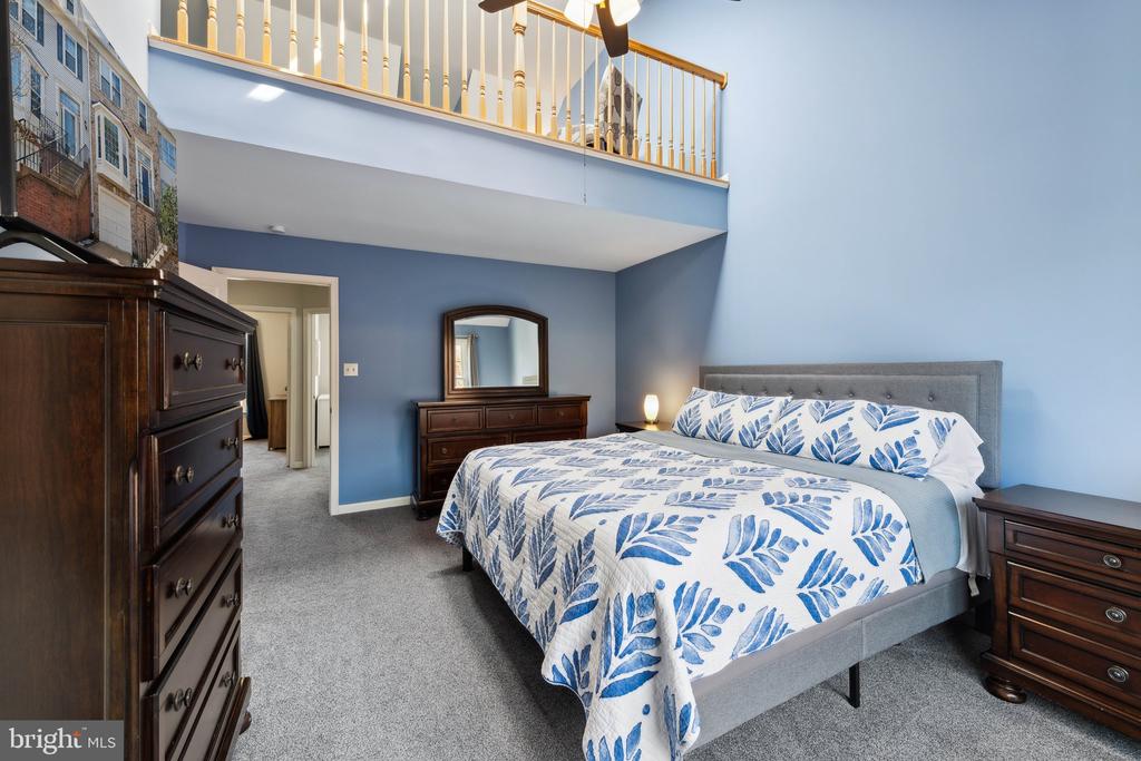 5811 CLAPHAM ROAD