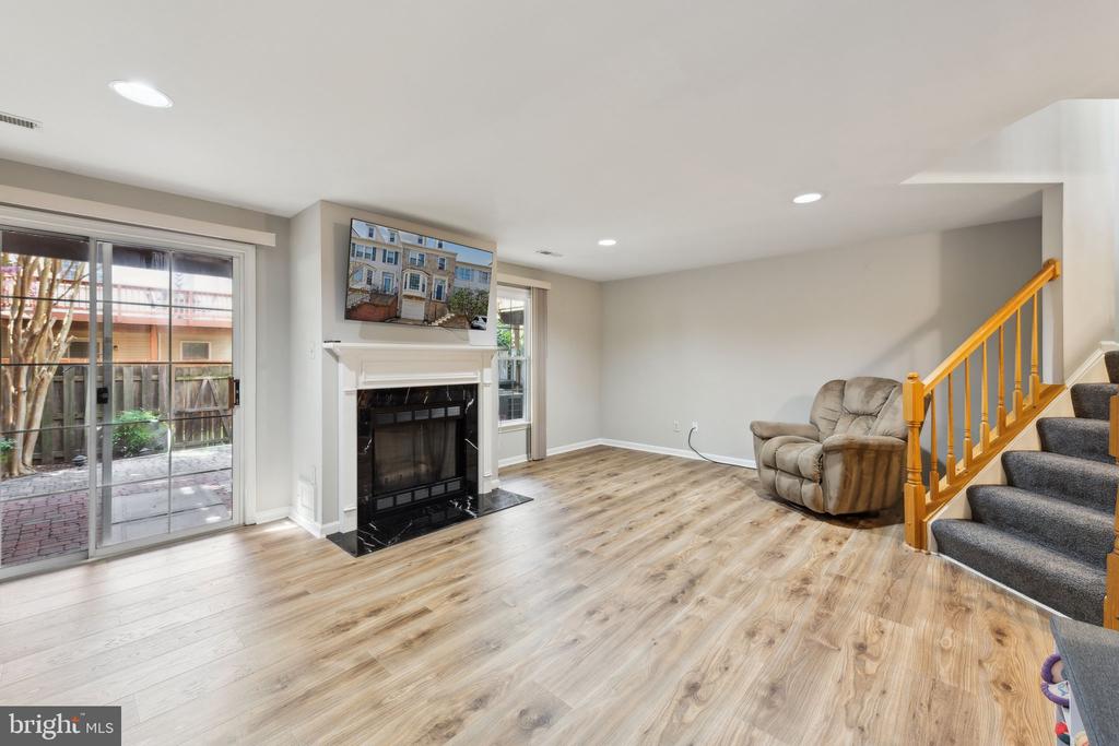 5811 CLAPHAM ROAD