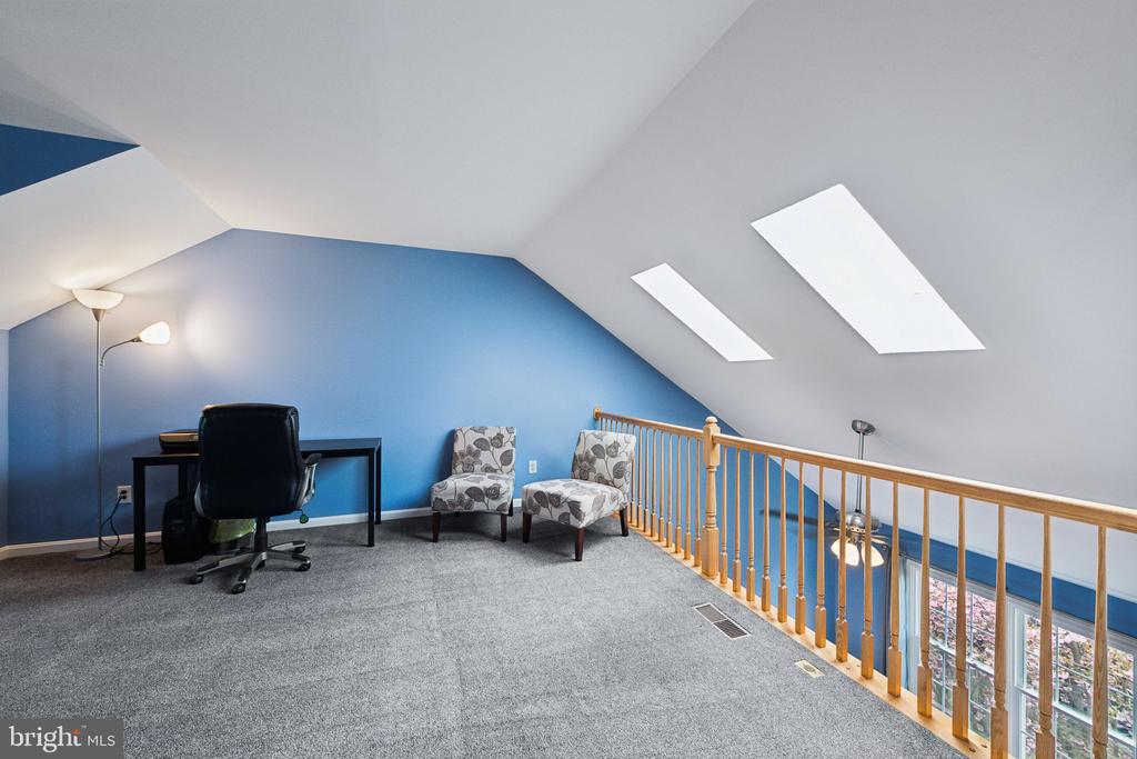 5811 CLAPHAM ROAD