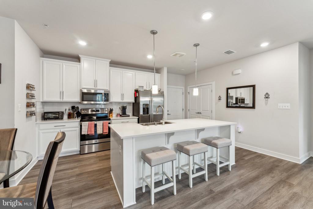 12875 MOSAIC PARK WAY 4-J