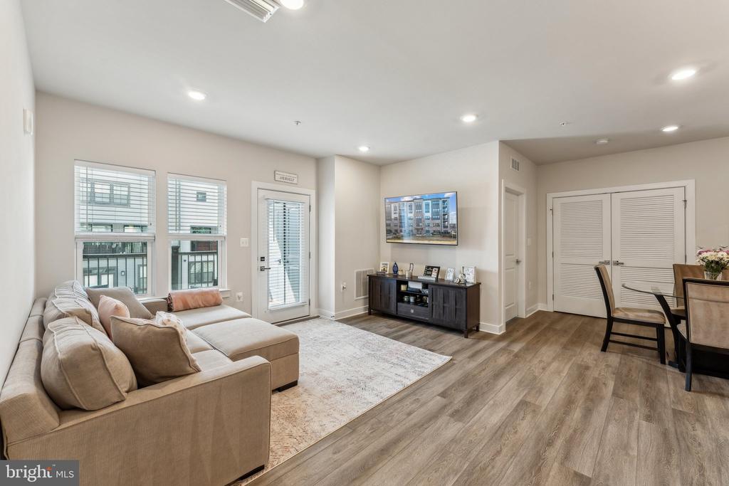 12875 MOSAIC PARK WAY 4-J