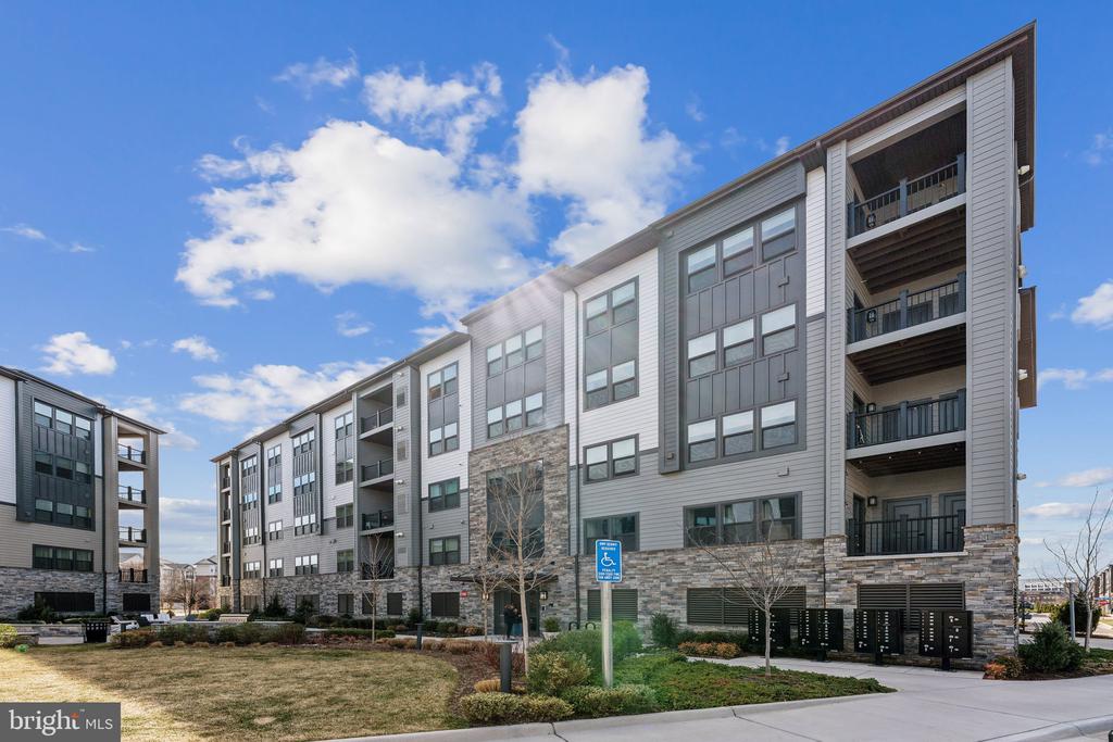 12875 MOSAIC PARK WAY 4-J