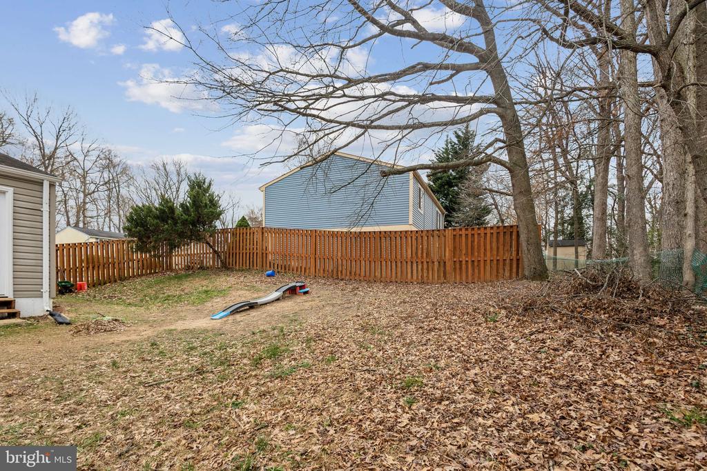 8406 GREAT LAKE LANE