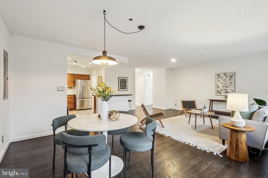3713 S GEORGE MASON DRIVE T15W