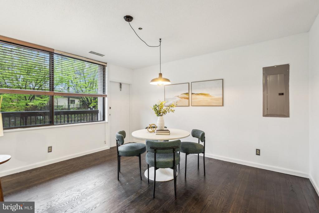 3713 S GEORGE MASON DRIVE T15W