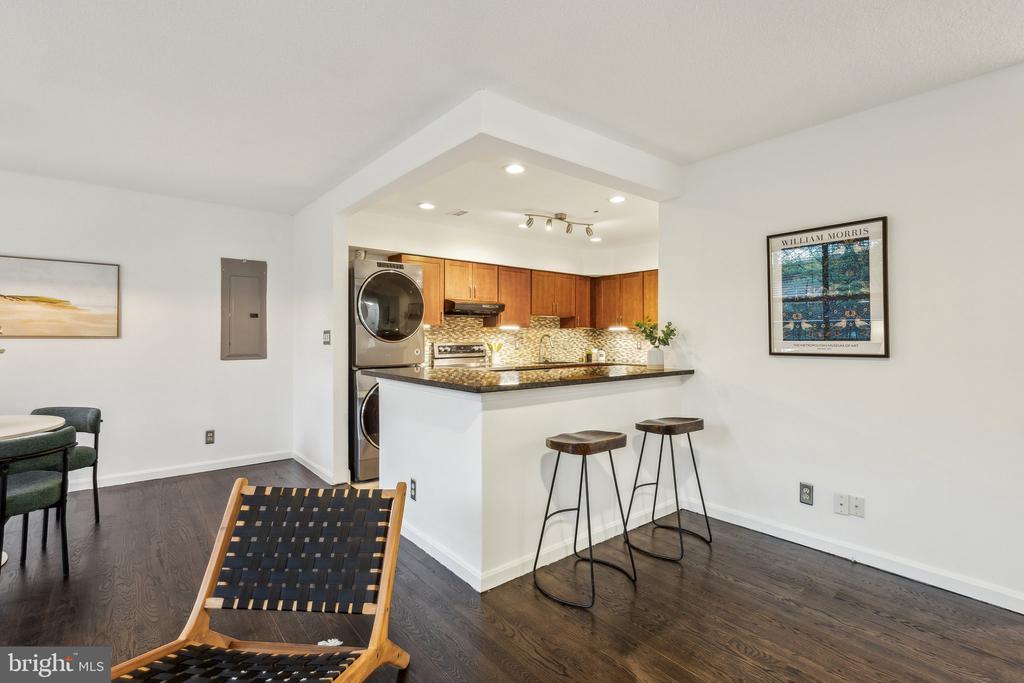 3713 S GEORGE MASON DRIVE T15W