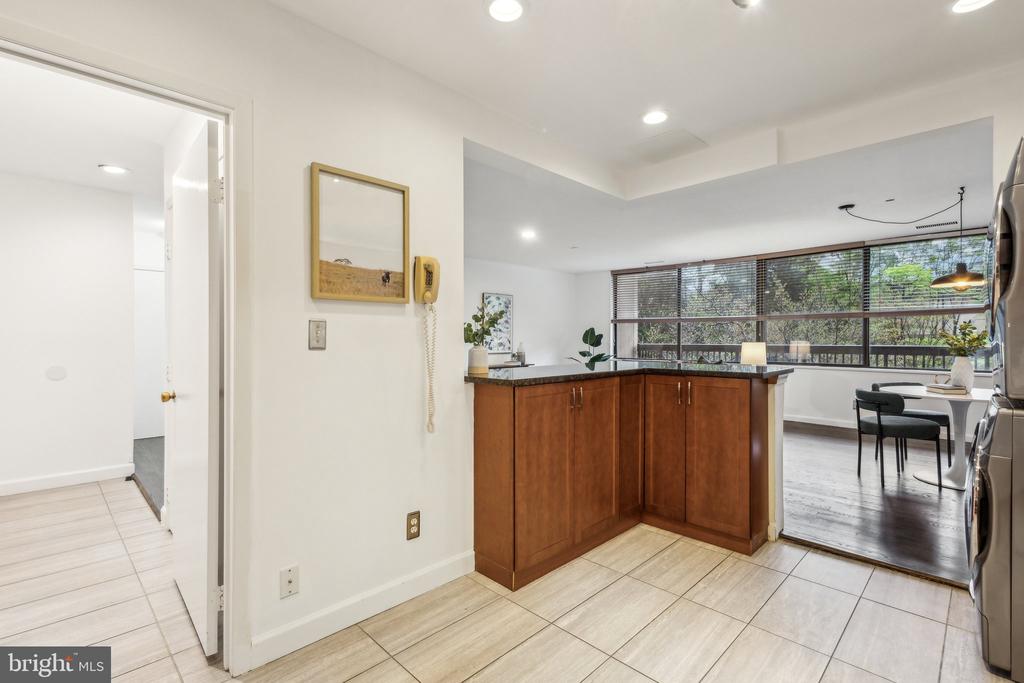 3713 S GEORGE MASON DRIVE T15W