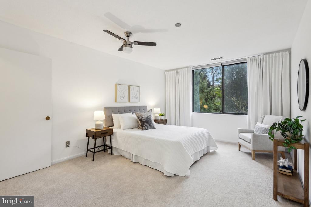 3713 S GEORGE MASON DRIVE T15W