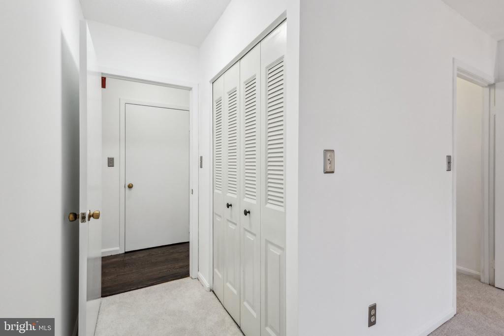 3713 S GEORGE MASON DRIVE T15W