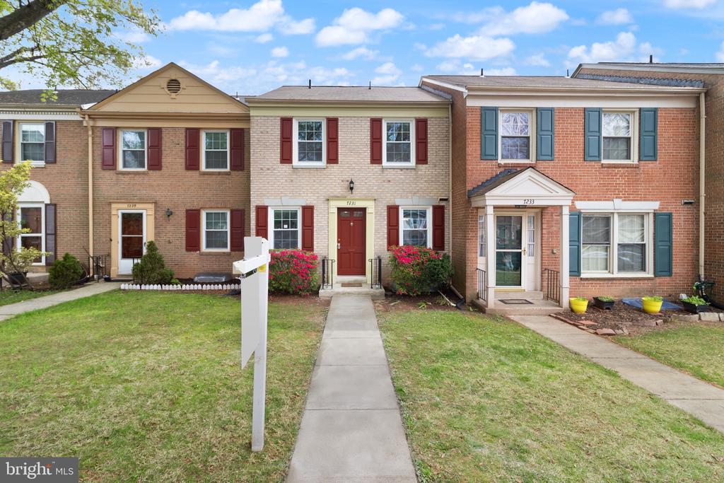 7231 HILLMEAD COURT