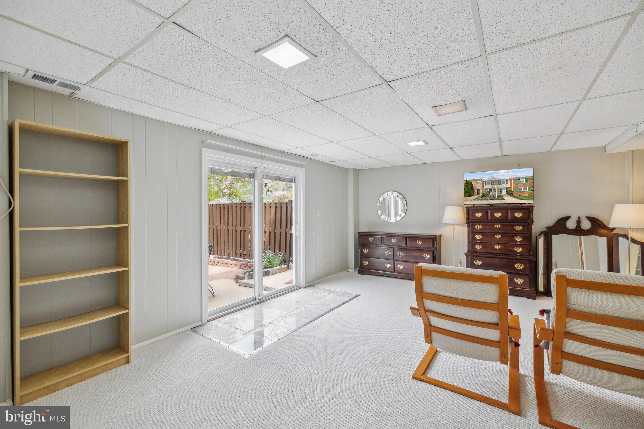 8376 GLASTONBURY COURT