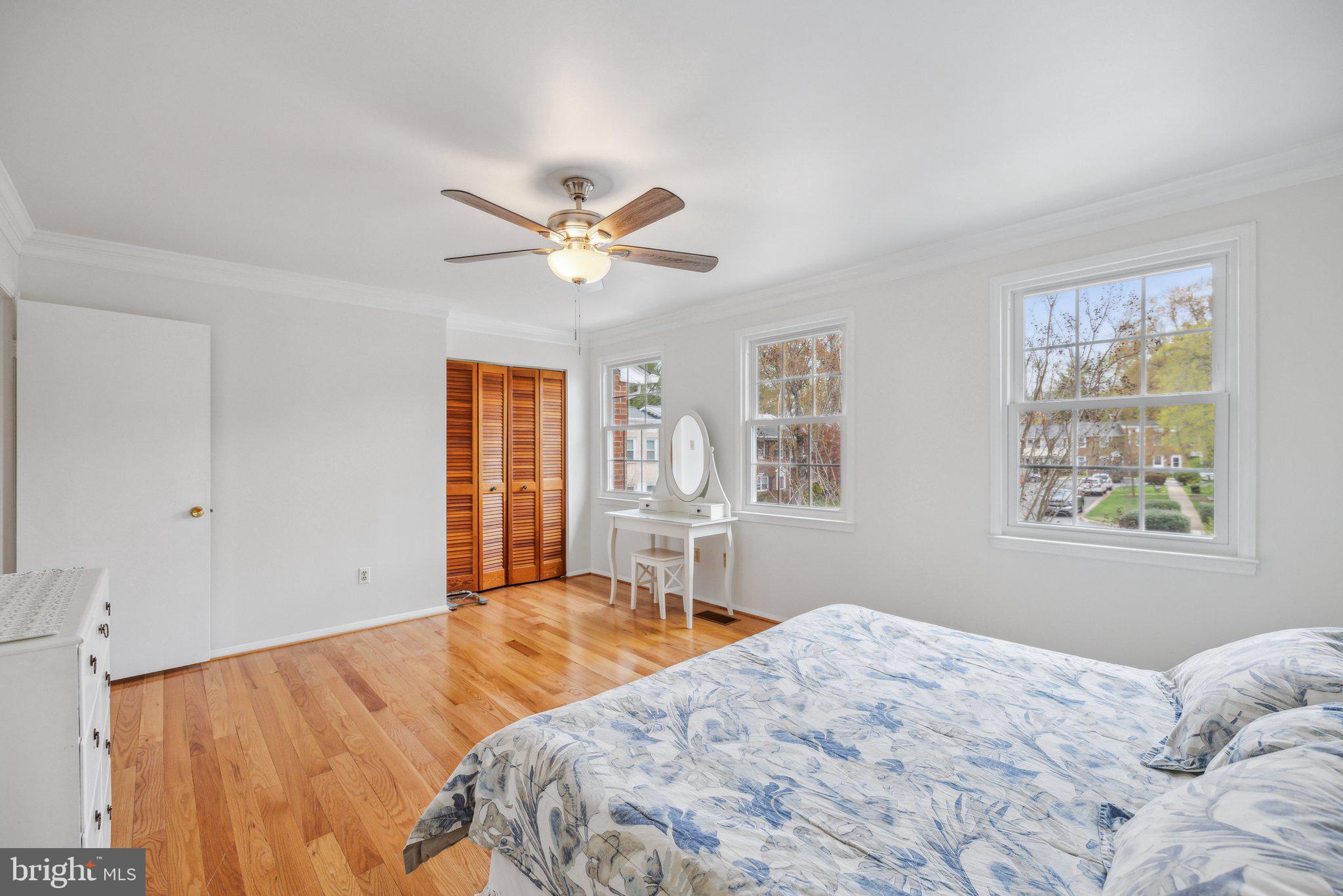 8376 GLASTONBURY COURT
