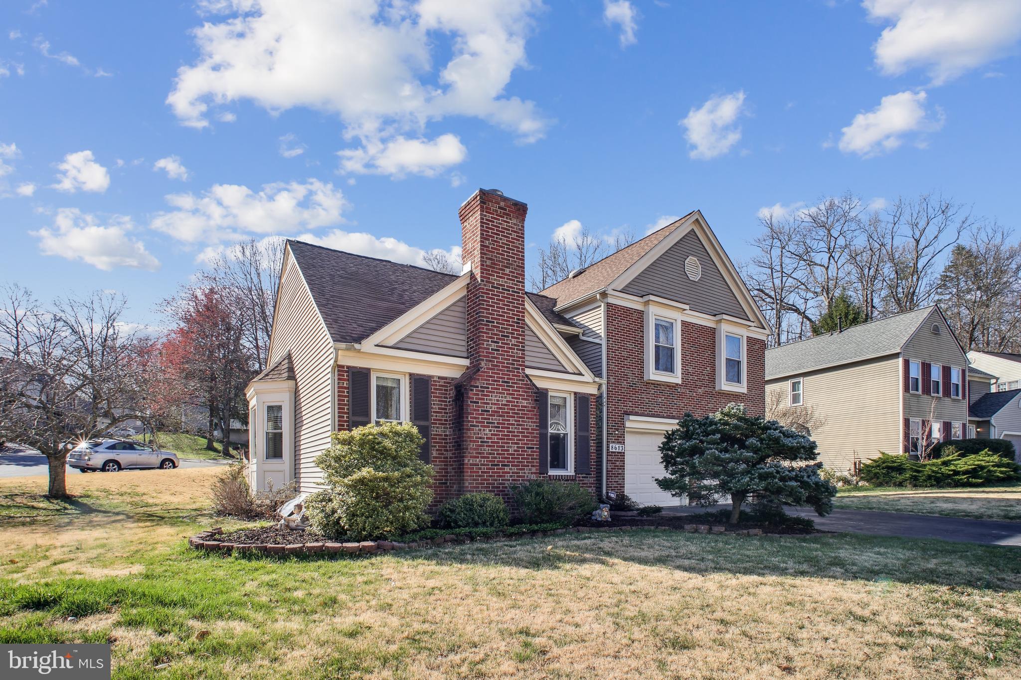 8613 GROVELAND DRIVE