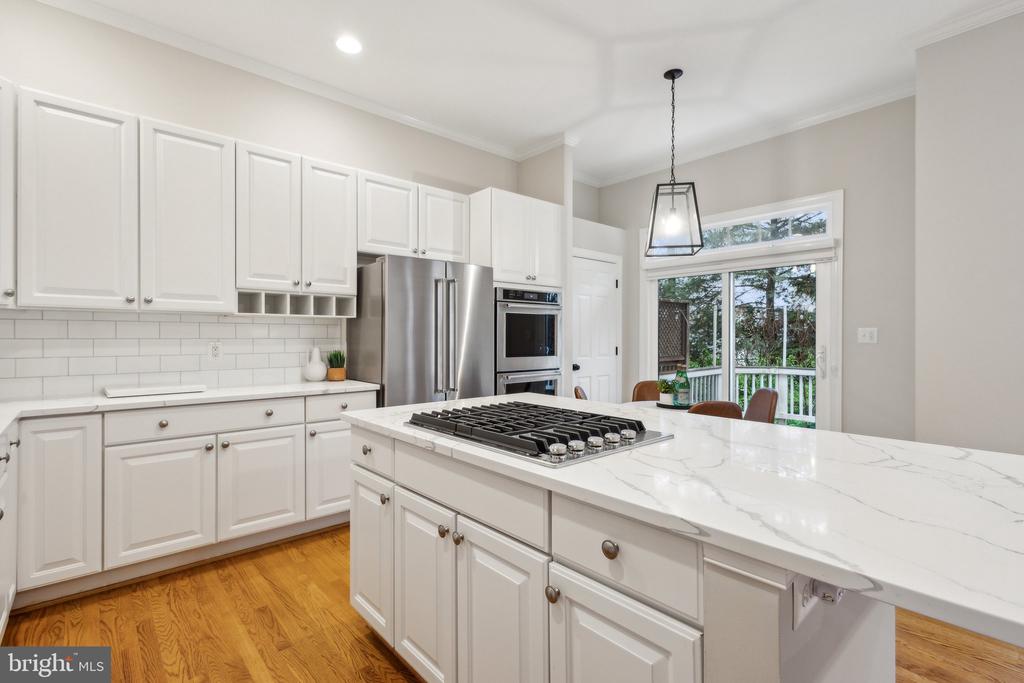 4056 LAAR COURT