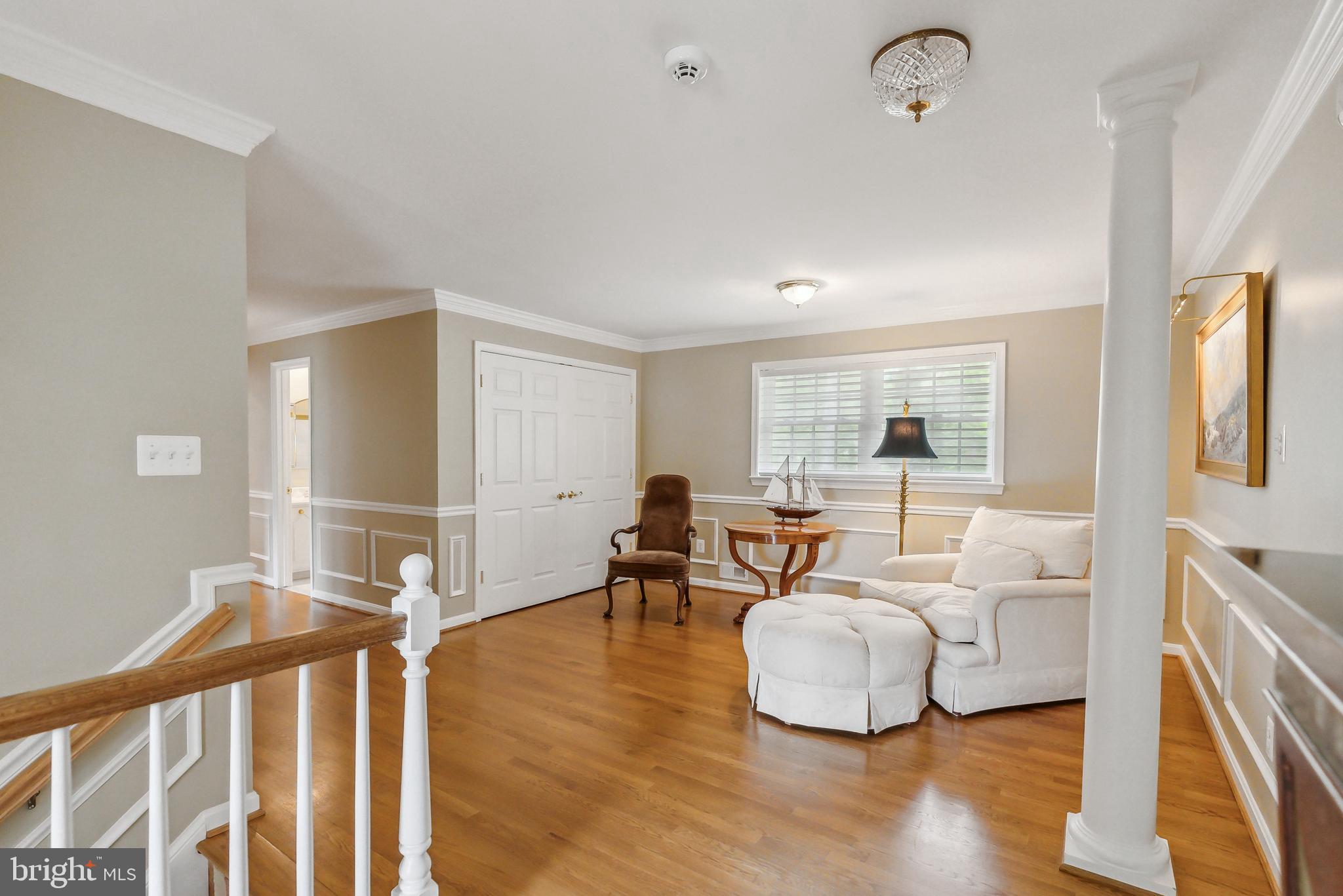 932 WOBURN COURT