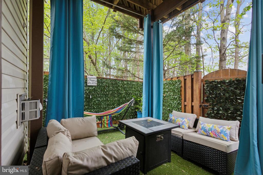 7545 GREAT SWAN COURT