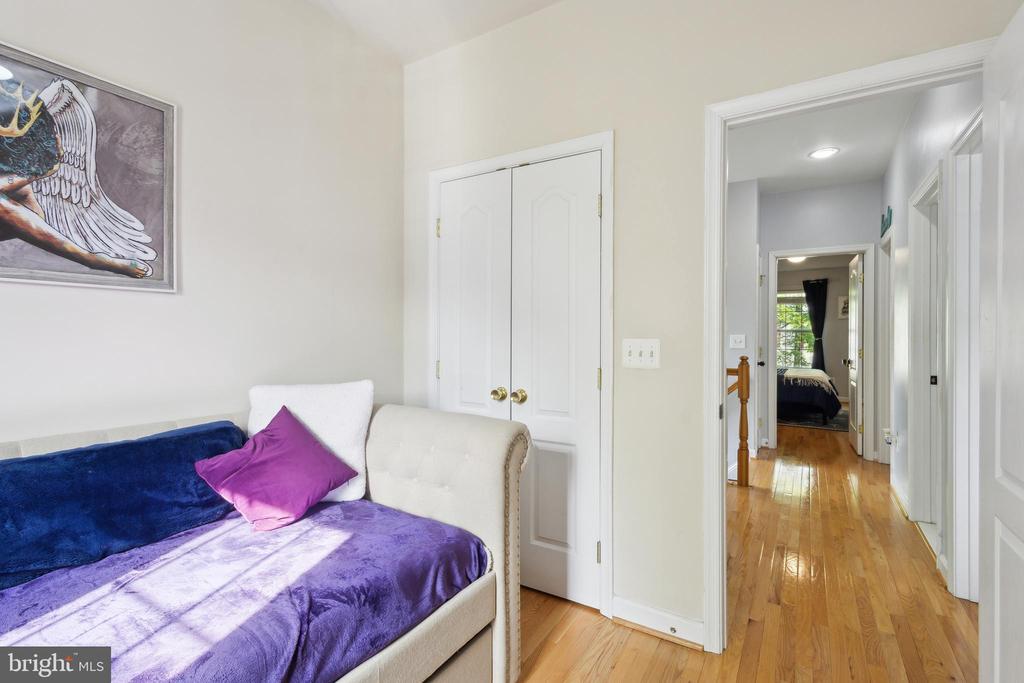 7545 GREAT SWAN COURT