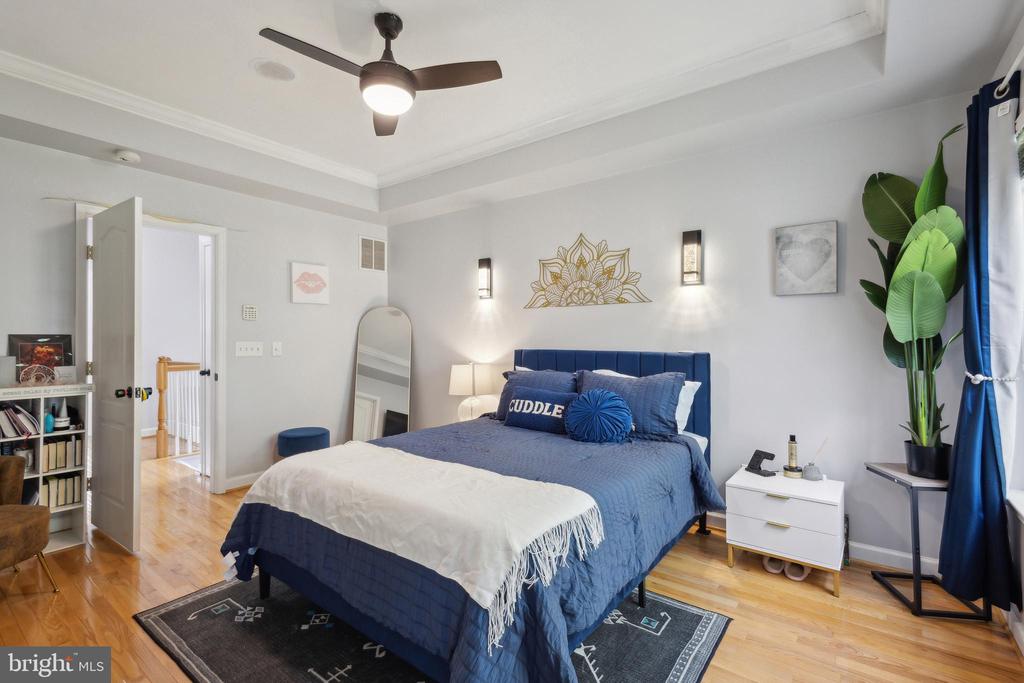 7545 GREAT SWAN COURT