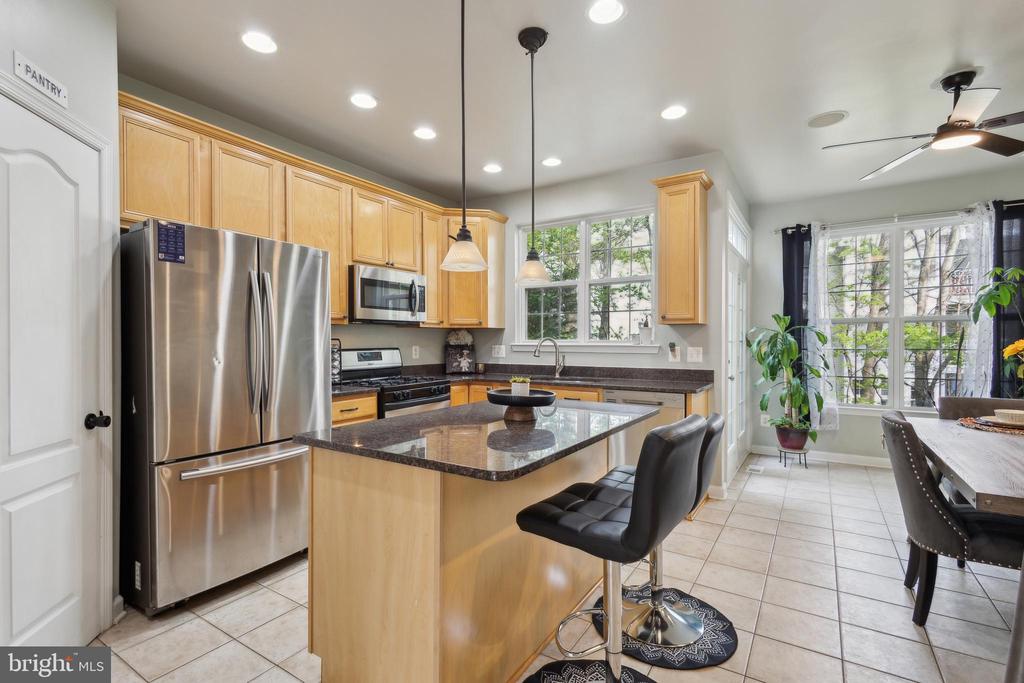 7545 GREAT SWAN COURT