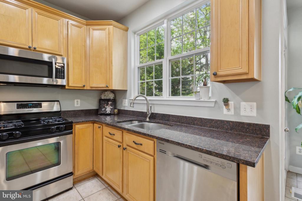 7545 GREAT SWAN COURT