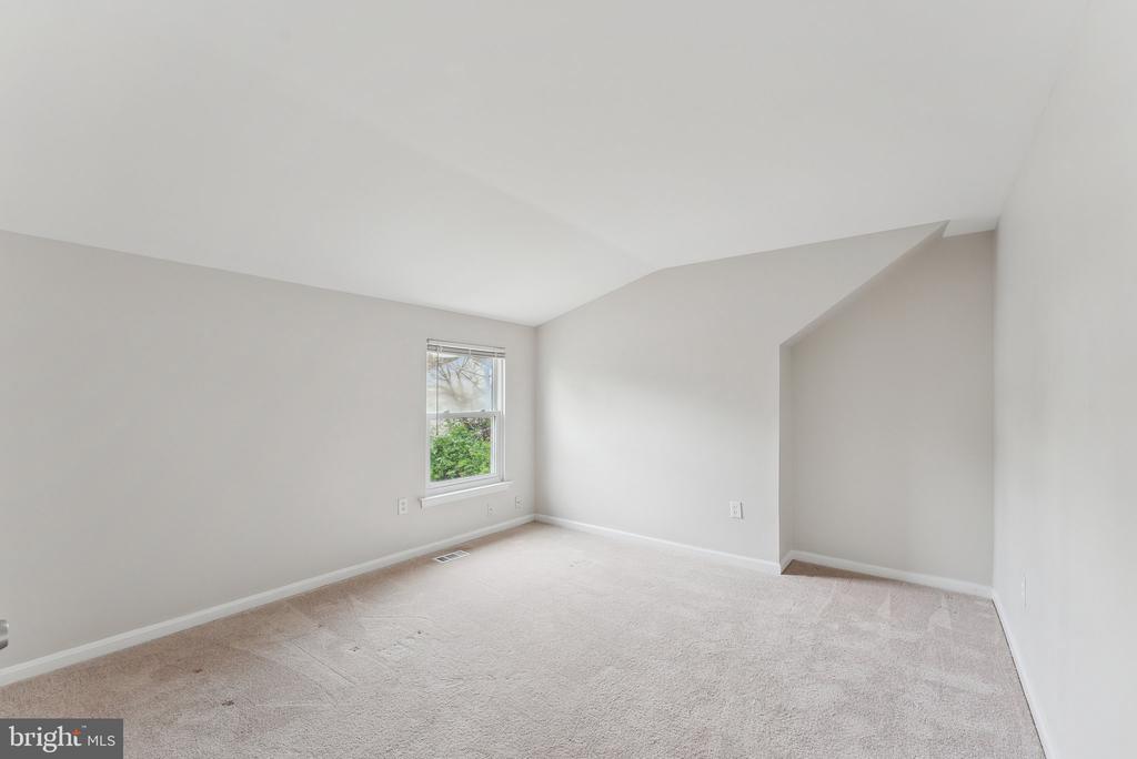 7301 BEVERLY PARK DRIVE