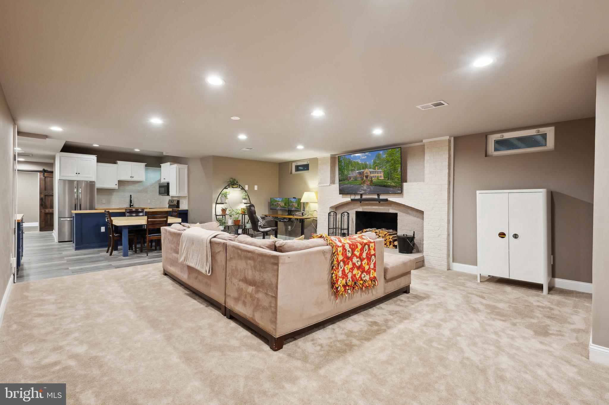 6601 RUTLEDGE DRIVE