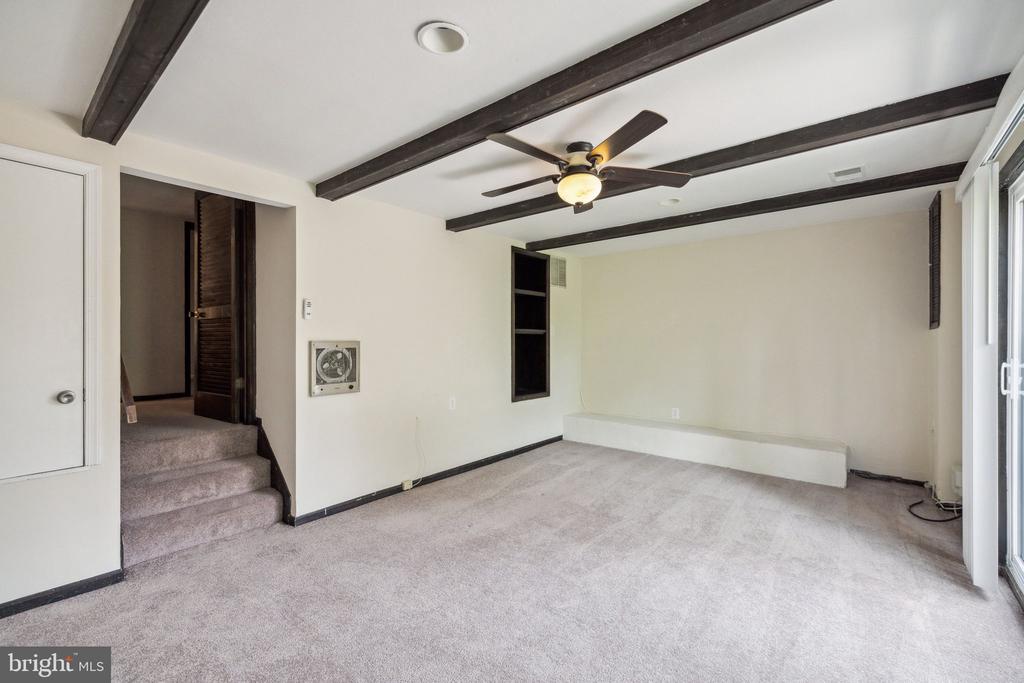2832 JERMANTOWN ROAD 49