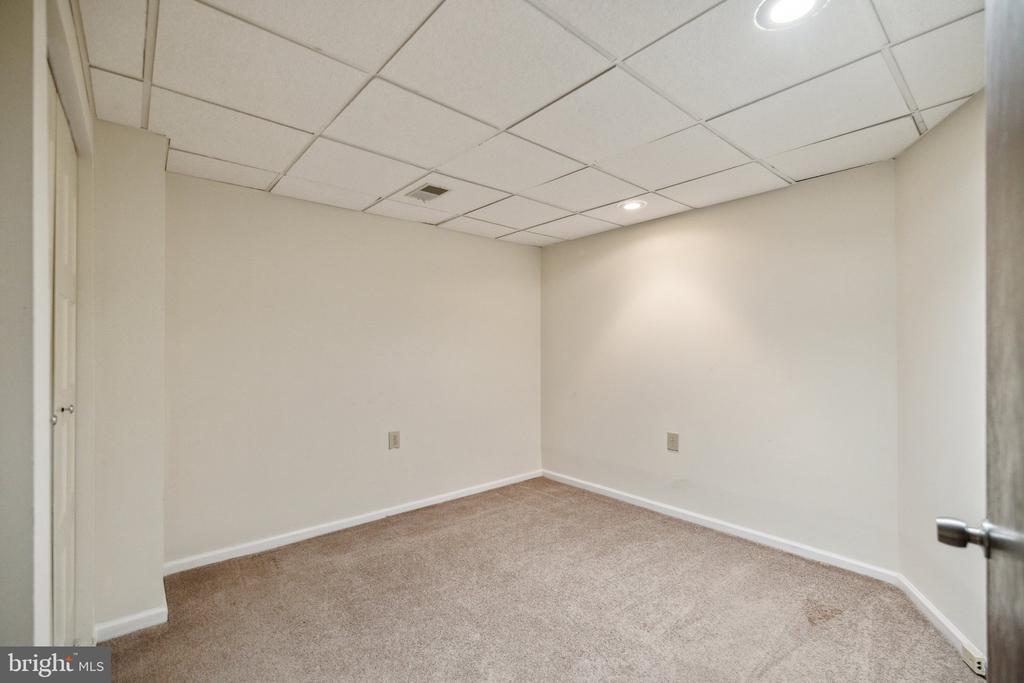 2832 JERMANTOWN ROAD 49