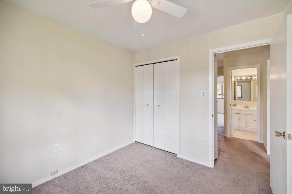 2832 JERMANTOWN ROAD 49