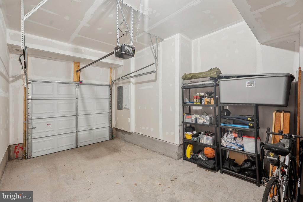 4610 OLIVINE DRIVE