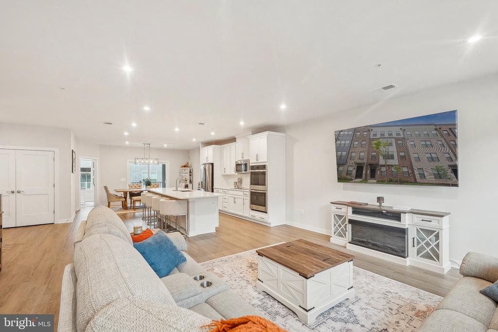 4610 OLIVINE DRIVE