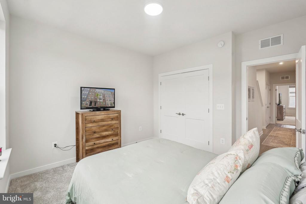 4610 OLIVINE DRIVE