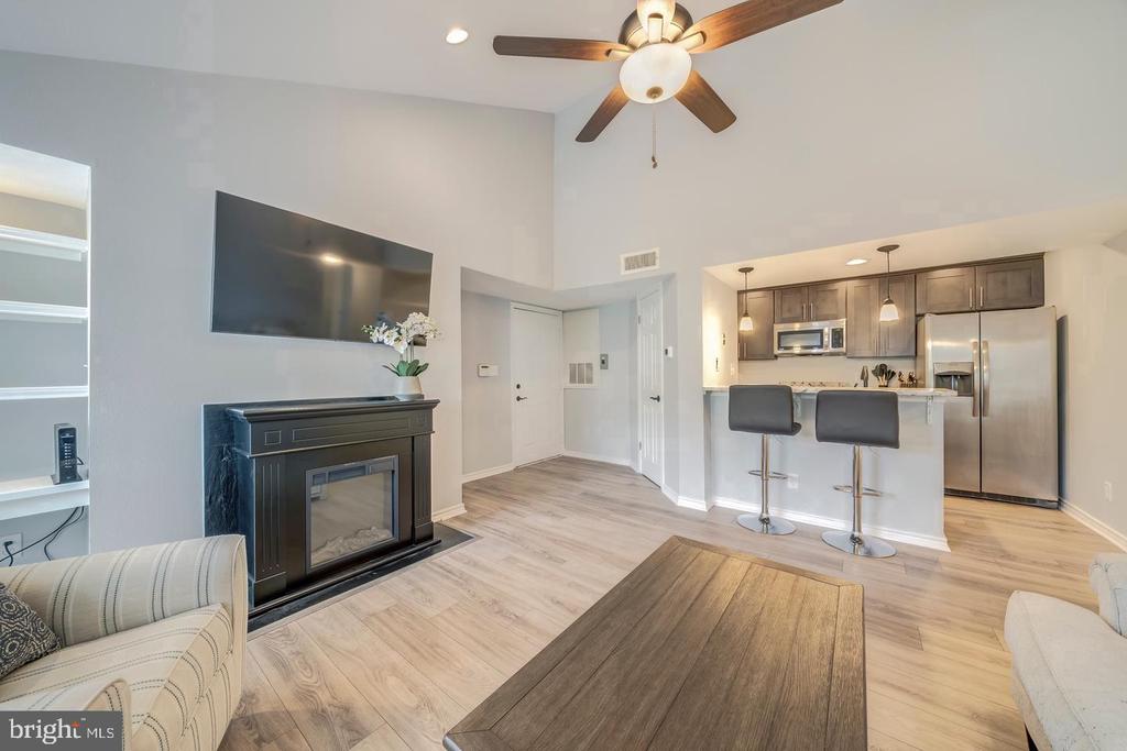 3920 PENDERVIEW DRIVE 334