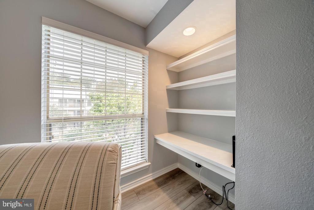 3920 PENDERVIEW DRIVE 334