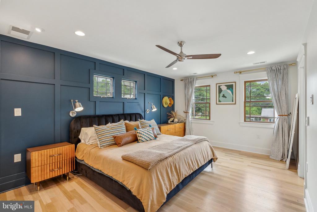 3703 HEATHER COURT