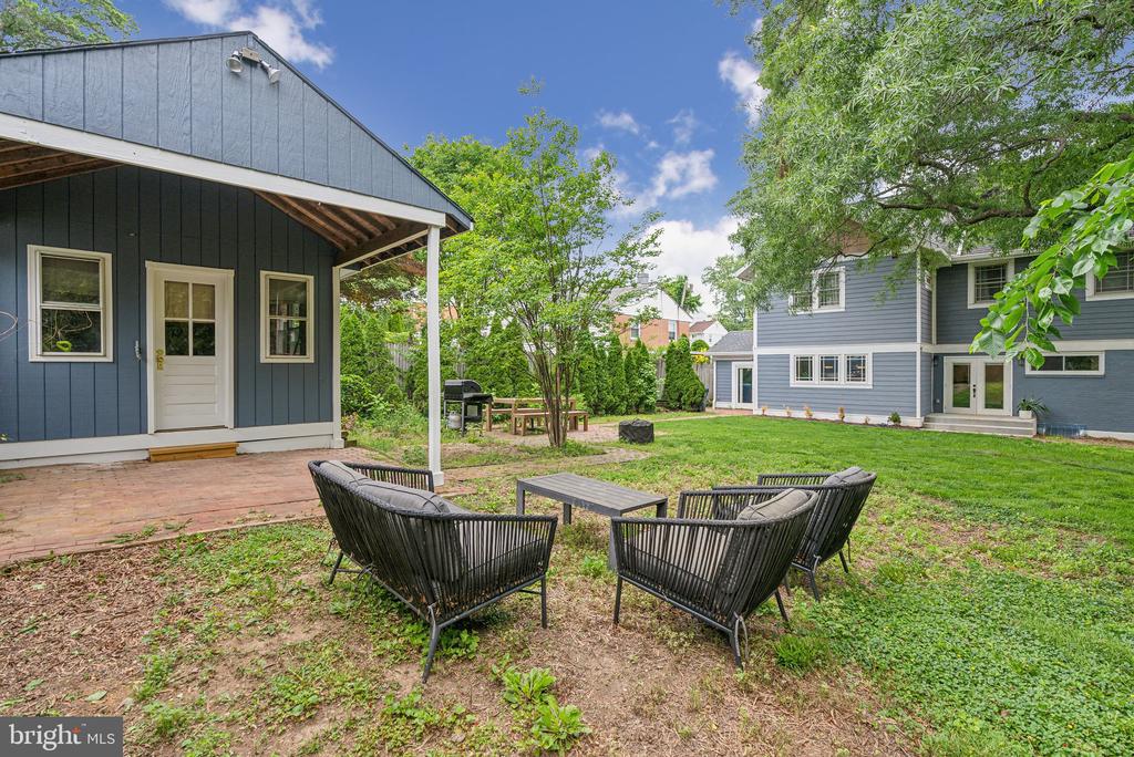 3703 HEATHER COURT
