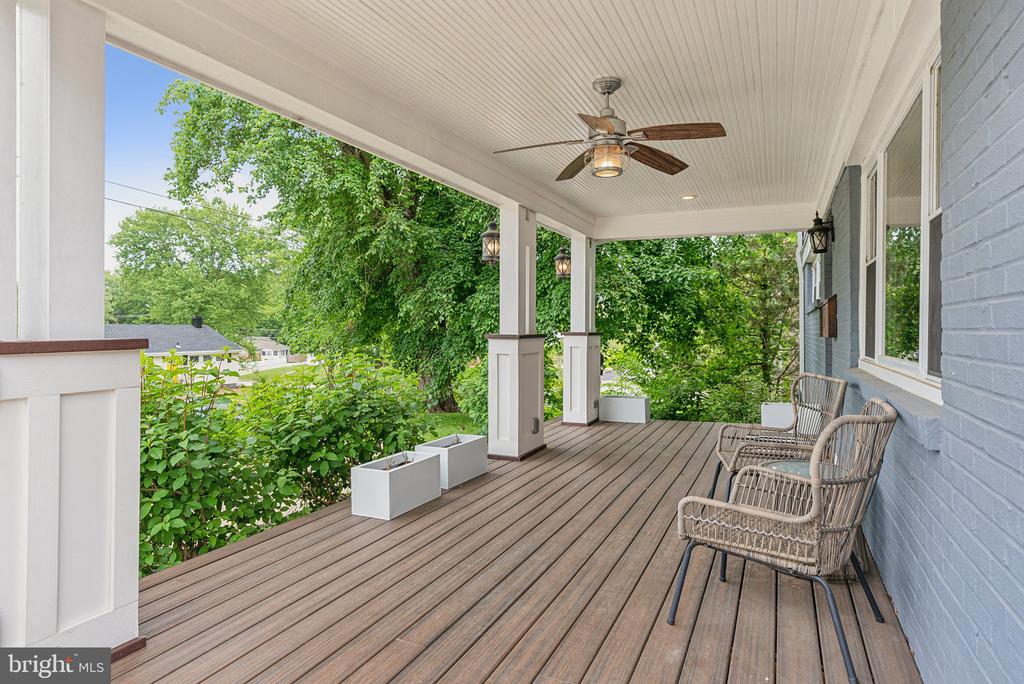 3703 HEATHER COURT